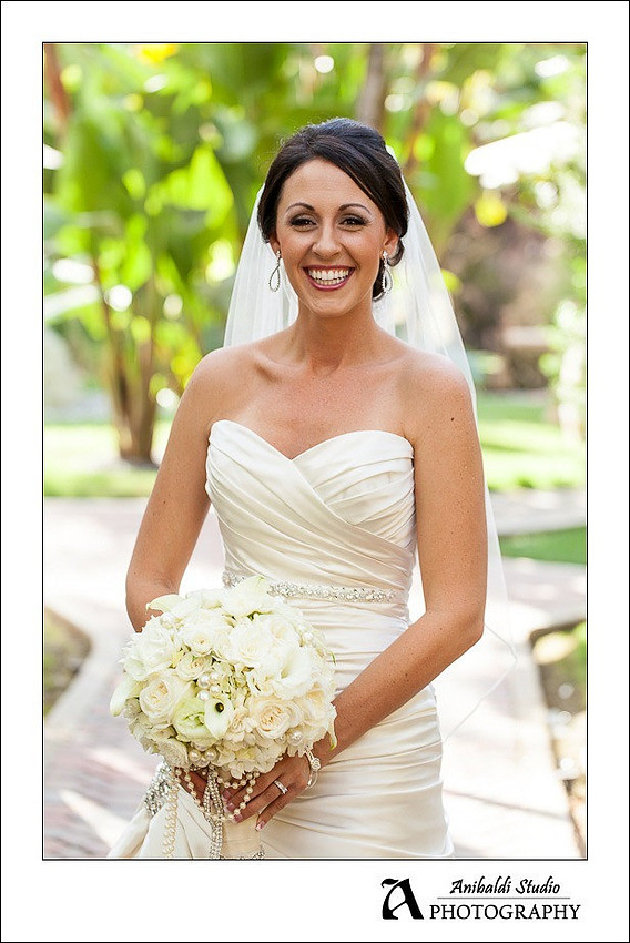 happy bride at stone gardens