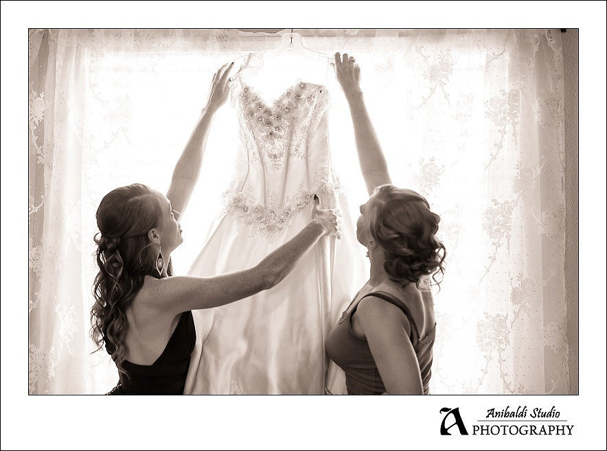 003-Wiens Winery Wedding Photo
