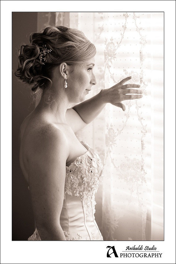 008-Wiens Winery Wedding Photo