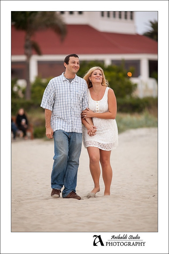 030-coronado beach engagement photo