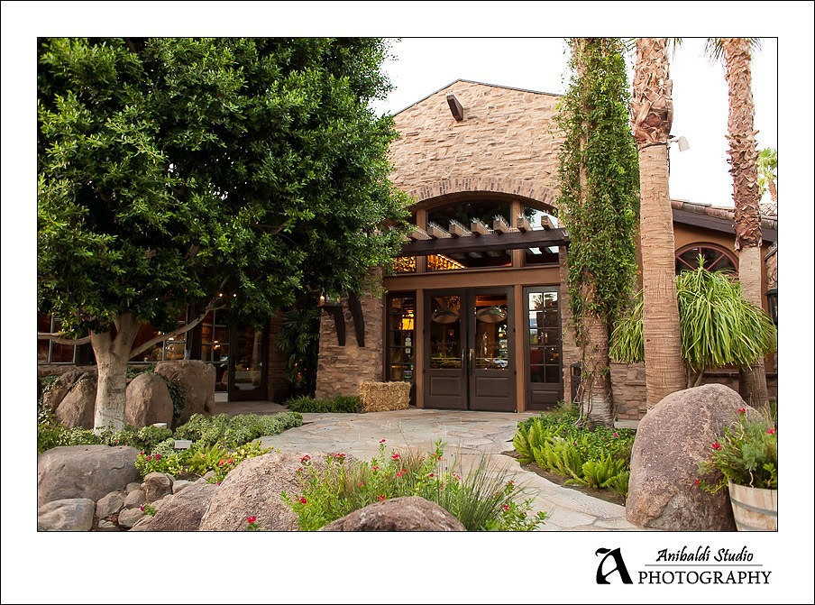 028-Palm Springs Wedding Photographer Our Saviors church