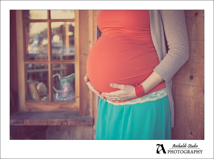001-maternity photograph
