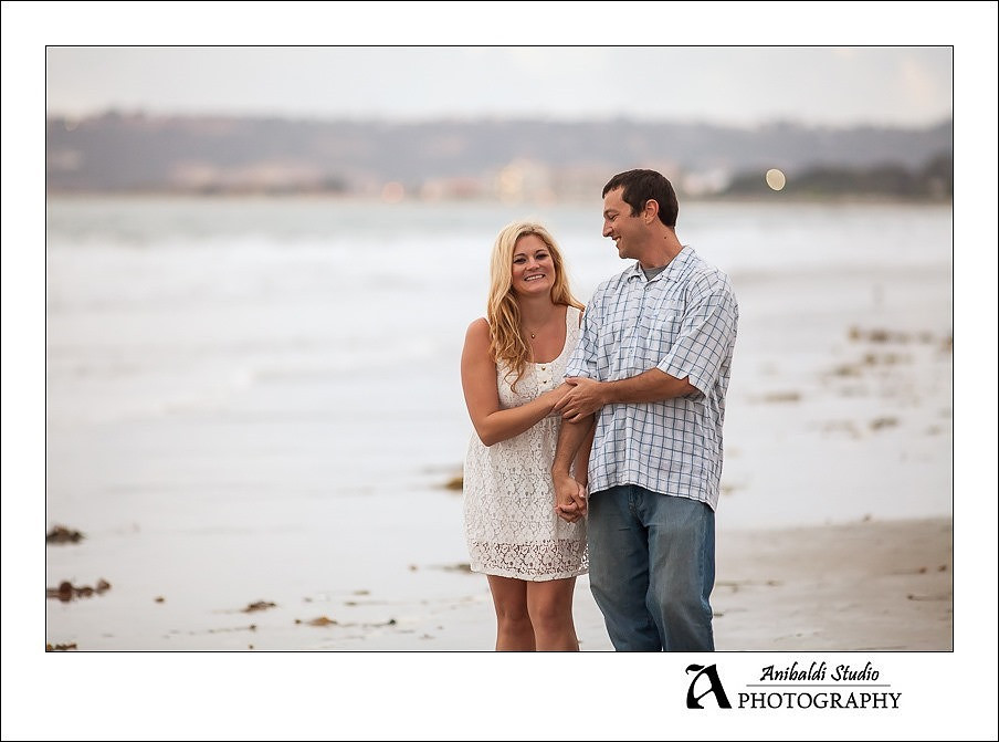 042-coronado beach engagement photo