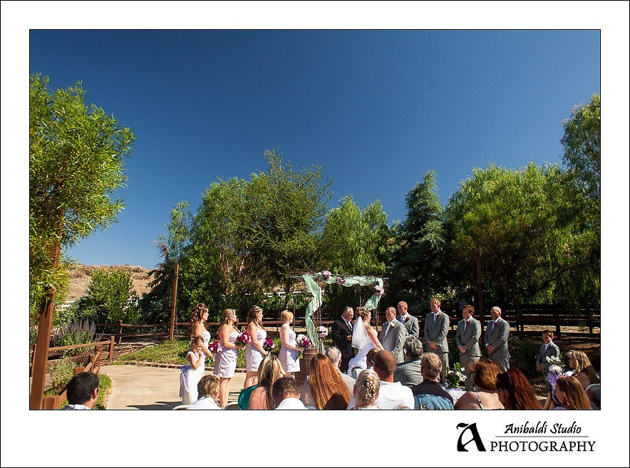 Temecula wedding photographer at Longshadow ranch