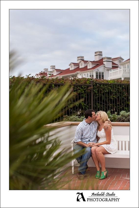 019-coronado beach engagement photo