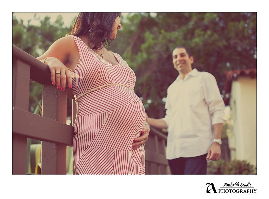 baby bump in rancho Santa Fe park